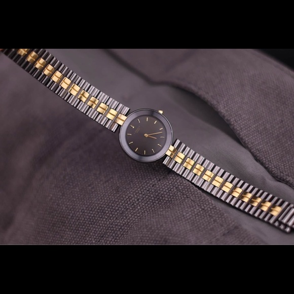 Vintage 1982 Seiko Lassale 5A50-0280
Two-toned Women’s Watch - Picture 5 of 10